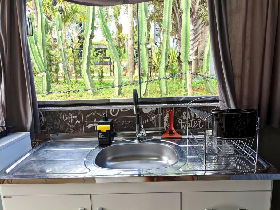 Tiny House Paraiso Minicasas Com Hidromassagem โปว์โซ อเลเกร ภายนอก รูปภาพ
